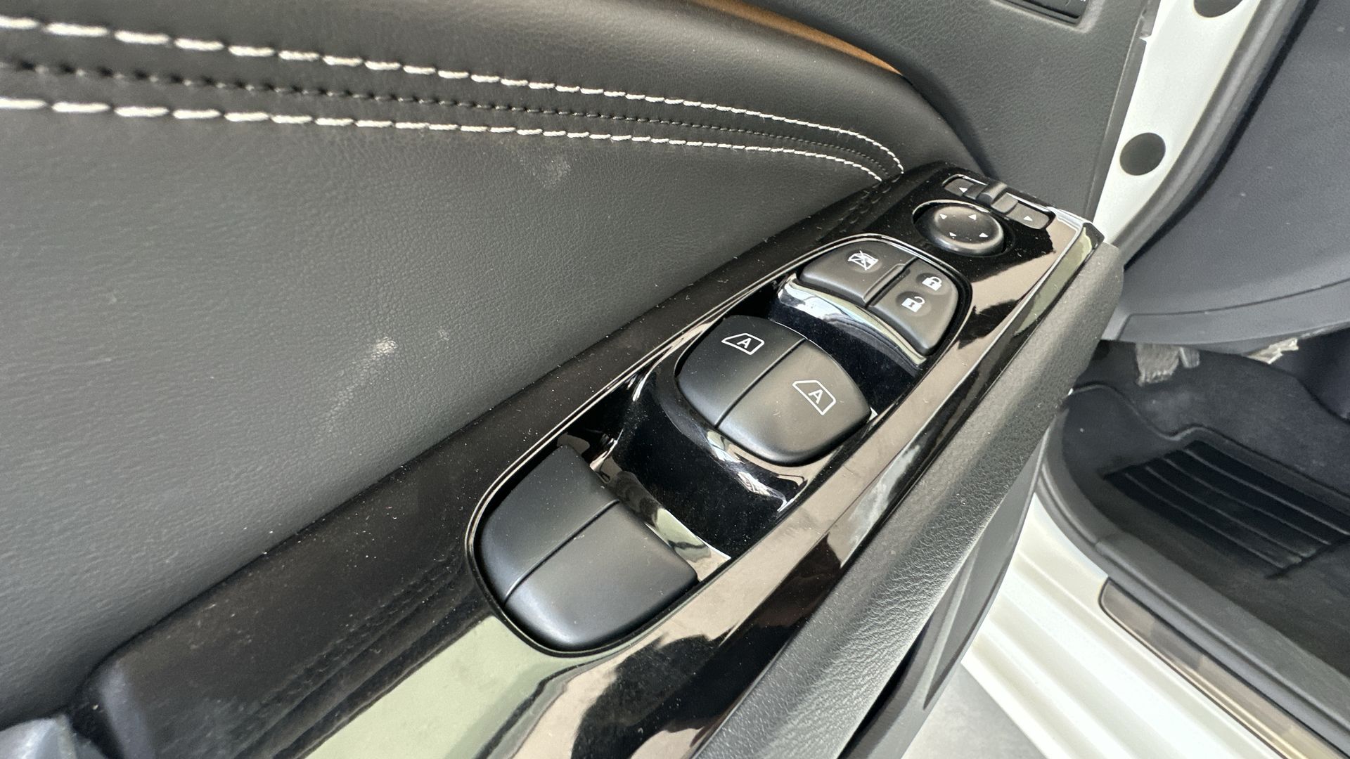 2023 Nissan ALTIMA 4P EXCLUSIVE L42.0T AUT