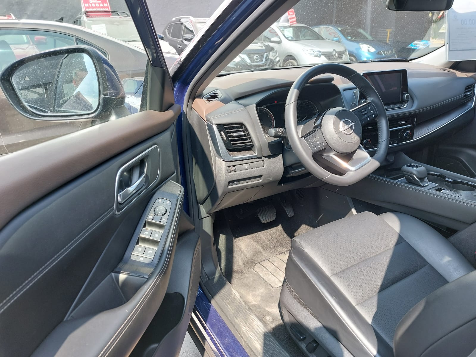 2023 Nissan X-TRAIL 5 PTS. PLATINUM TA PIEL QCP GPS 3 ROW RA-19