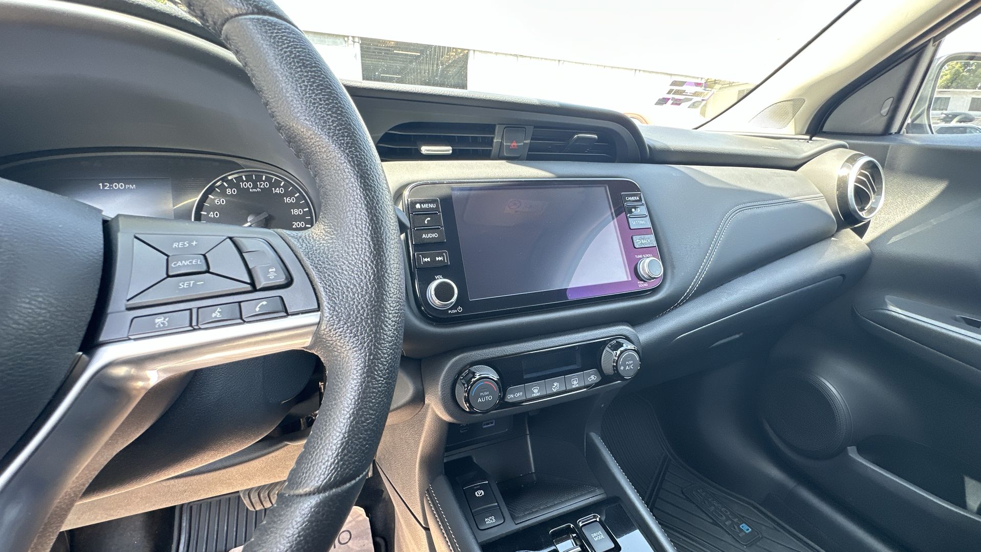 2025 Nissan KICKS PLAY E-POWER PLATINUM